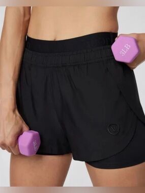 Vuori Black Luna Shorts